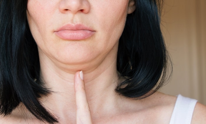 โบกมือลาเหนียง คางสองชั้น ด้วย ท่าลดเหนียง เหล่านี้ได้เลย