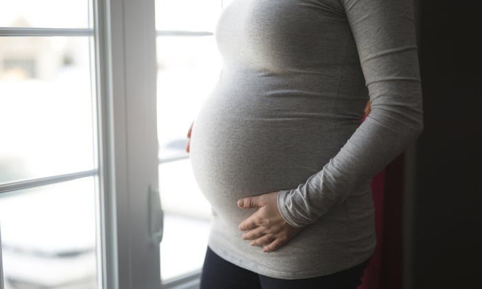 ความเสี่ยงของการตั้งครรภ์ตอนแก่ และวิธีเพิ่มโอกาสตั้งครรภ์