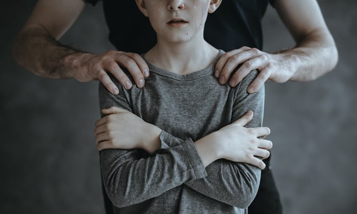 การล่วงละเมิดทางเพศในเด็ก กับ สิ่งที่พ่อแม่ควรสอนลูก