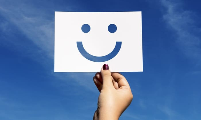 ประโยชน์ของ รอยยิ้ม ที่ให้มากกว่าความสุข