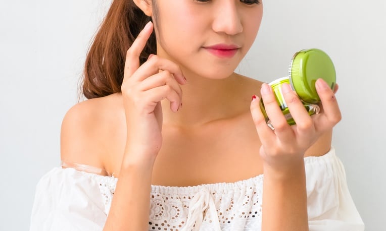 เส้นเลือดขอดบนใบหน้า สาเหตุและวิธีรับมือที่ควรรู้