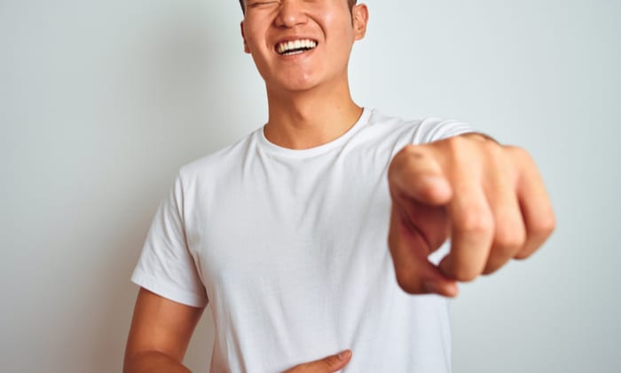 ไม่พูด ไม่ได้แปลว่าฉันหยิ่ง แต่ฉันเพียง กลัวการถูกเยาะเย้ย ในสังคม