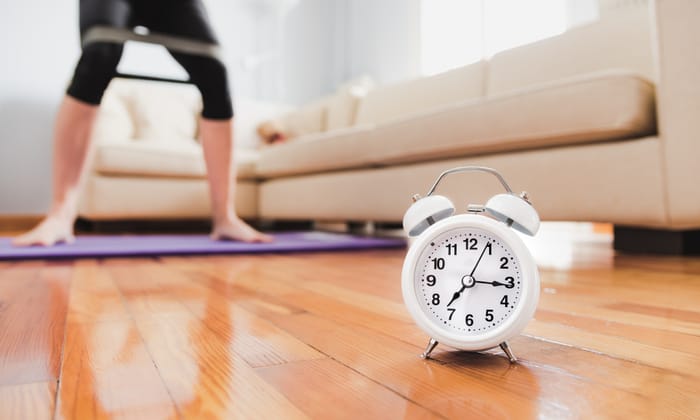 ชีวิตวุ่นวาย เวลาไม่พอ ออกกำลังกายแค่ 5 นาที จะดีต่อสุขภาพหรือเปล่า