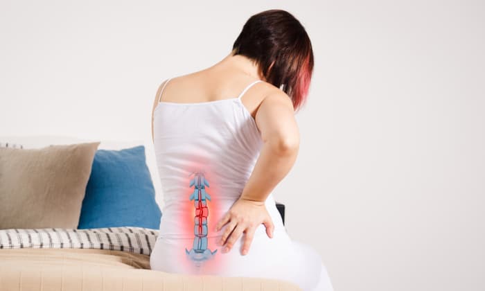 บรรเทาอาการปวดหลัง จาก โรคกระดูกสันหลังเคลื่อน ด้วย 4 ท่าออกกำลังกาย