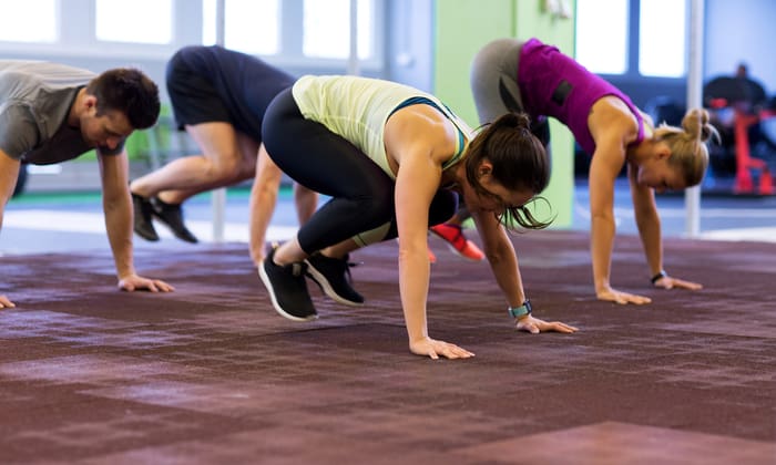 ออกกำลังกายด้วยท่าเบอร์พี (Burpees) ดีอย่างไร?