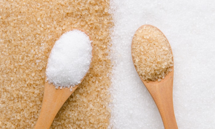 น้ำตาลทรายขาวกับน้ำตาลทรายแดง เลือกแบบไหนถึงจะดีต่อสุขภาพ