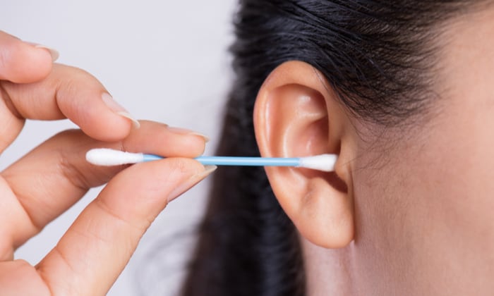 คันหูก็ต้อง แคะหู แคะหูอย่างไรให้ถูกวิธี และแคะหูบ่อยแค่ไหนถึงจะดีที่สุด