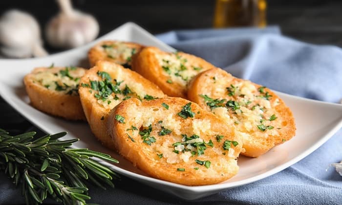 สูตรขนมปังกระเทียมแบบคีโต