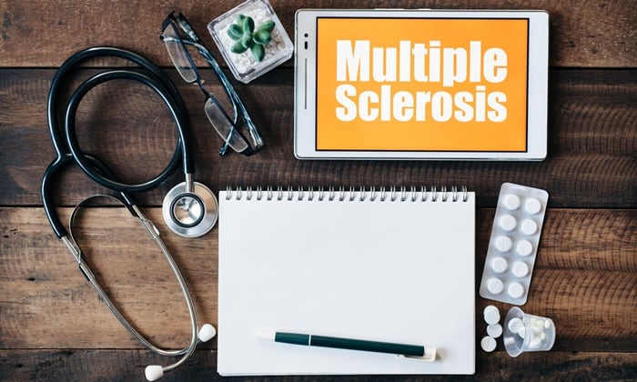 ปลอกประสาทเสื่อมแข็ง (Multiple sclerosis)