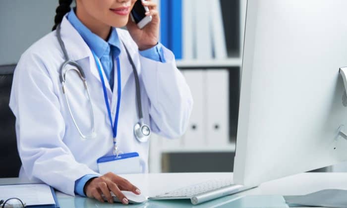 ปรึกษานักบำบัดออนไลน์ (Teletherapy) สามารถทำได้จริงหรือ?