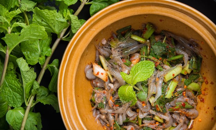 กุ้งเต้น (แบบสุก) เลือกกินแบบปรุงสุกปลอดภัยต่อสุขภาพมากกว่า