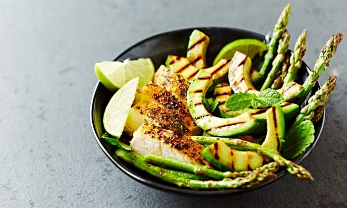 ผัก ผลไม้ไม่มีแป้ง ที่เหมาะสมสำหรับการควบคุมน้ำหนัก