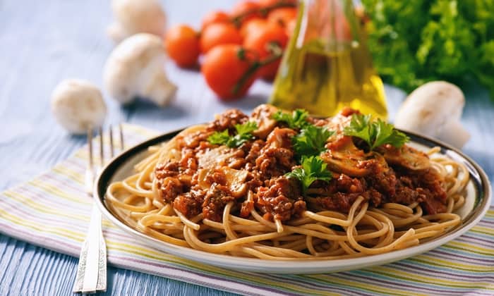 สูตรสปาเกตตี้โบโลเนสเห็ด