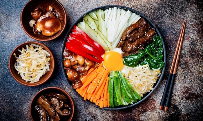 สูตรข้าวยำเกาหลี หรือ บิบิมบับ