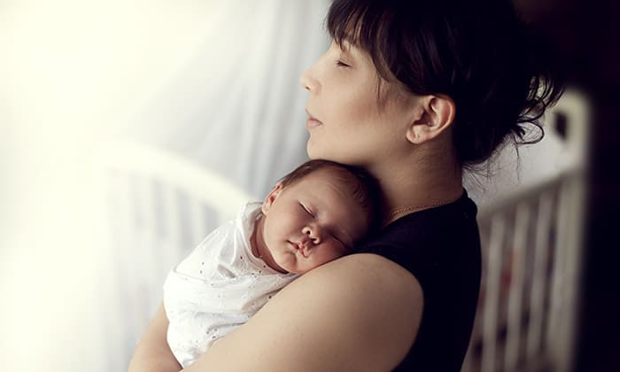 ลูกชอบเอาหัวโขก เป็นเพราะอะไร และควรดูแลอย่างไร