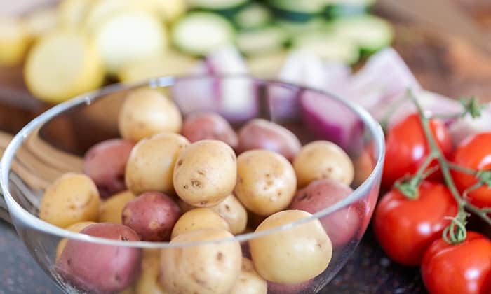 ผักไนท์เฉด ส่งผลต่อโรคข้ออักเสบ และทำให้อาการอักเสบกำเริบจริงหรือไม่