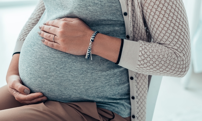 ลูกดิ้น ขณะตั้งครรภ์หมายถึงอะไร และลูกดิ้นแบบไหนที่ควรระวัง