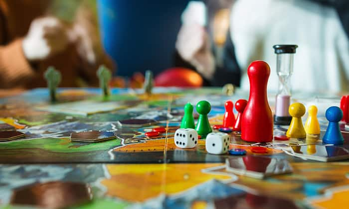 บอร์ดเกม กิจกรรมสานสัมพันธ์ ที่มีประโยชน์มากกว่าแค่ความสนุก
