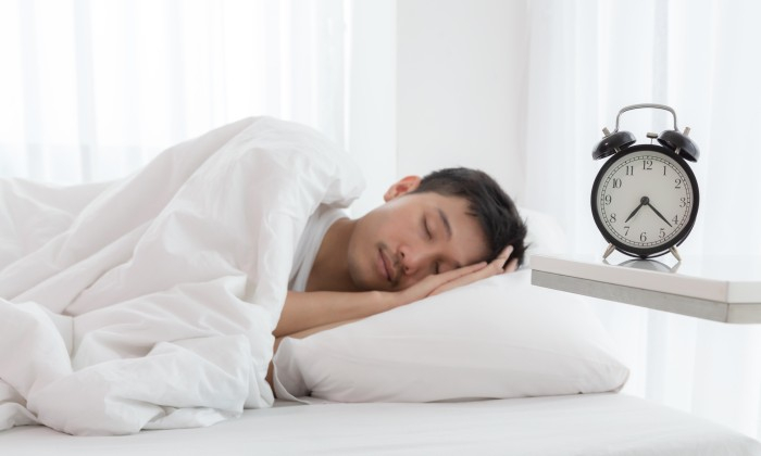 นอนหลับหลายครั้งใน 24 ชั่วโมง (Polyphasic Sleep) อันตรายหรือไม่