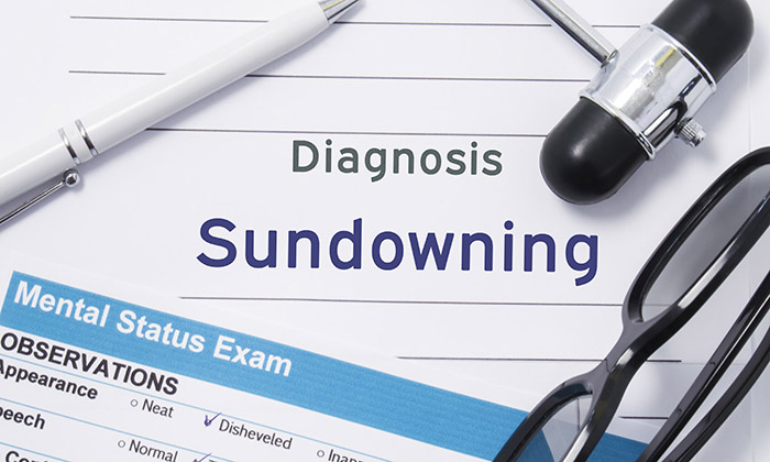 รับมือกับอาการซันดาวน์ ภาวะที่เกิดในผู้ป่วยสมองเสื่อม ช่วงพระอาทิตย์ใกล้ตกดิน