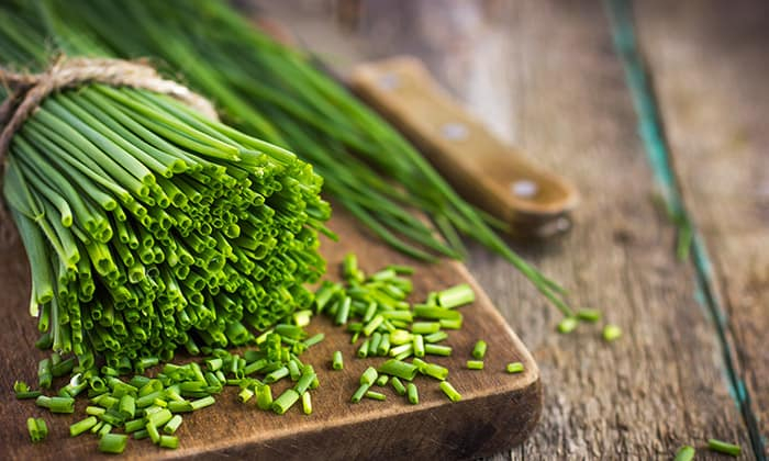 ต้นหอมจีน (ไชว์ส) ให้กลิ่น ให้รส แถมยังให้ประโยชน์สุขภาพด้วย