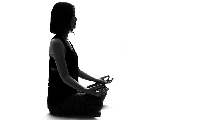 ฝึกสมาธิ สร้างความสงบใจ ด้วยศาสตร์แห่ง ซาเซน (Zazen)