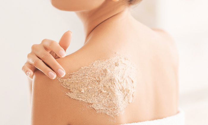 เคล็ดลับง่าย ๆ สำหรับดูแลตนเองเพื่อ หยุดสิวที่หลัง