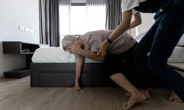 สูญเสียการทรงตัว สัญญาณเตือนทางสุขภาพ มีสาเหตุมาจากอะไร