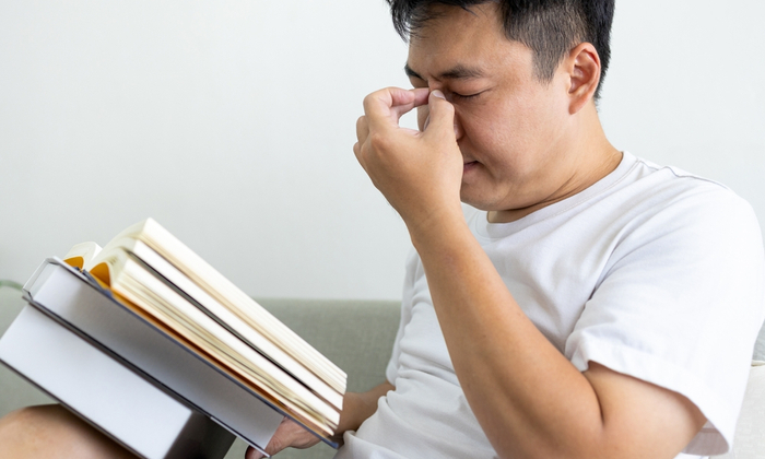 จอประสาทตาลอก สาเหตุ อาการ และการรักษา