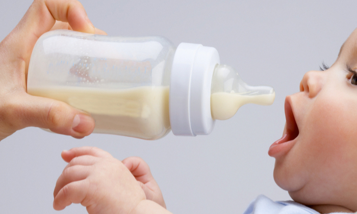 เด็กกินนมแพะ ดีต่อสุขภาพ หรือควรหลีกเลี่ยง