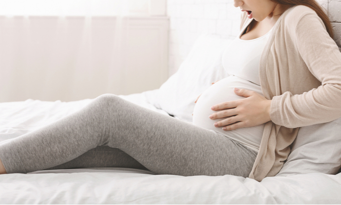 เจ็บครรภ์คลอดก่อนกำหนด สัญญาณเตือน ปัจจัยเสี่ยง และวิธีป้องกัน