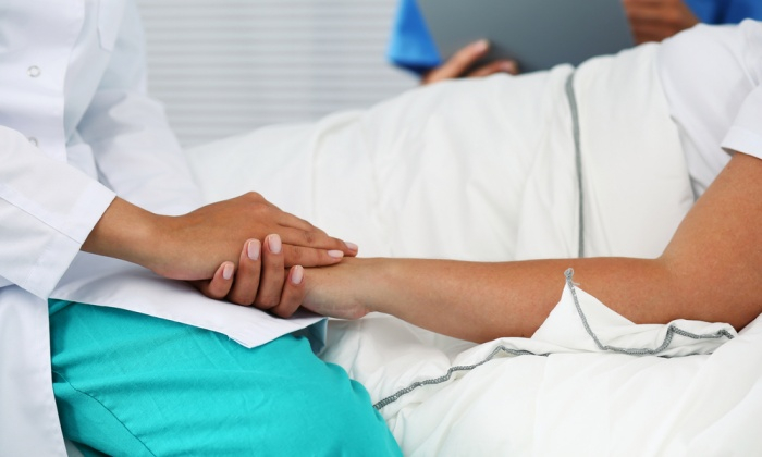 วิธี ดูแลผู้ป่วยมะเร็ง อย่างเข้าใจ และถูกต้อง ต้องทำอย่างไรบ้าง