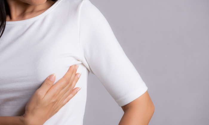 สัญญาณมะเร็งเต้านม ในช่วงเริ่มต้น ที่ควรต้องระวัง