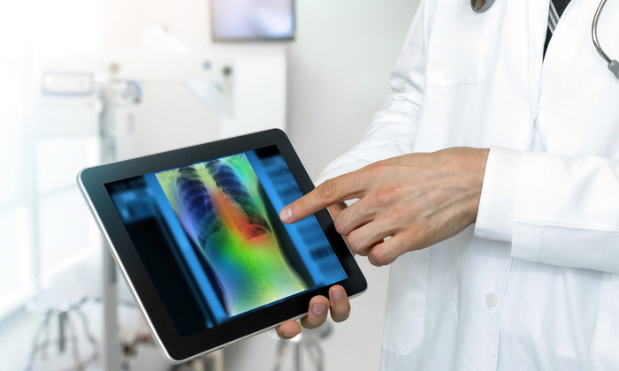 โรคปอดบวมจากการสำลัก มีสัญญาณเตือนอย่างไรบ้าง