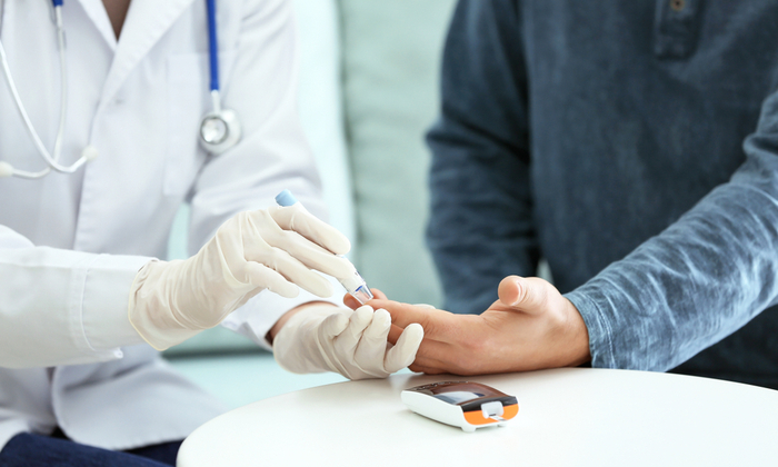 ผลข้างเคียงจากการใช้อินซูลินเกินขนาด และวิธีการรับมือ