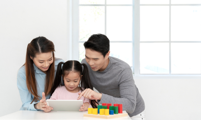 เคล็ดลับ ดูแล เด็กวัยเรียน ให้เติบโตเป็นผู้ใหญ่ที่สมบูรณ์