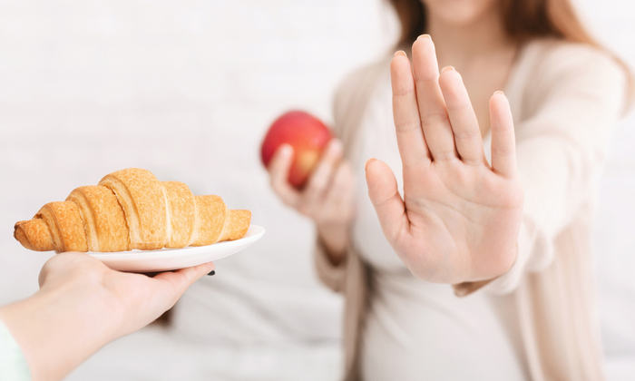 อาหารที่ควรหลีกเลี่ยงระหว่างตั้งครรภ์