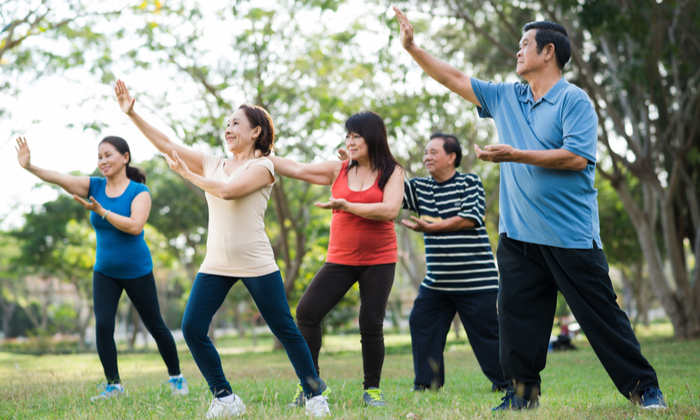 สร้างความสดชื่น แจ่มใส ให้ชาวสูงวัยด้วยพลัง ไทเก็กสำหรับผู้สูงอายุ