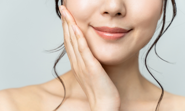 หน้าแห้ง สาเหตุ และวิธีดูแลผิวหน้าแห้งที่เหมาะสม