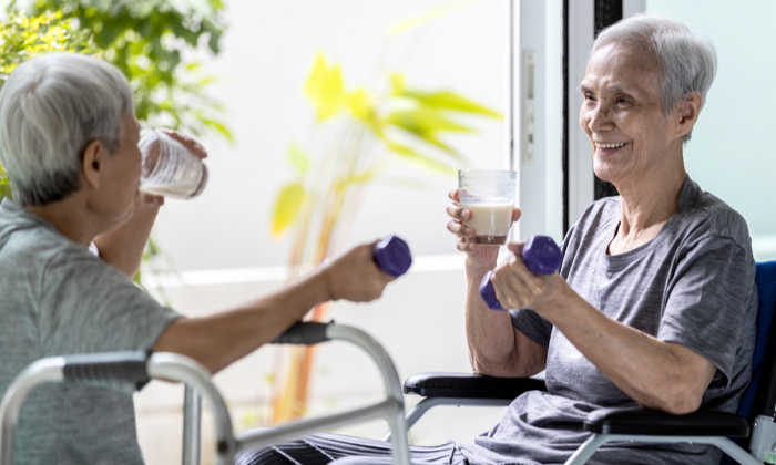 สารอาหารบำรุงกระดูกผู้สูงอายุ มีอะไรบ้าง