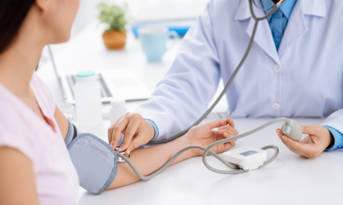 เกล็ดเลือดสูง สาเหตุ อาการและการรักษา