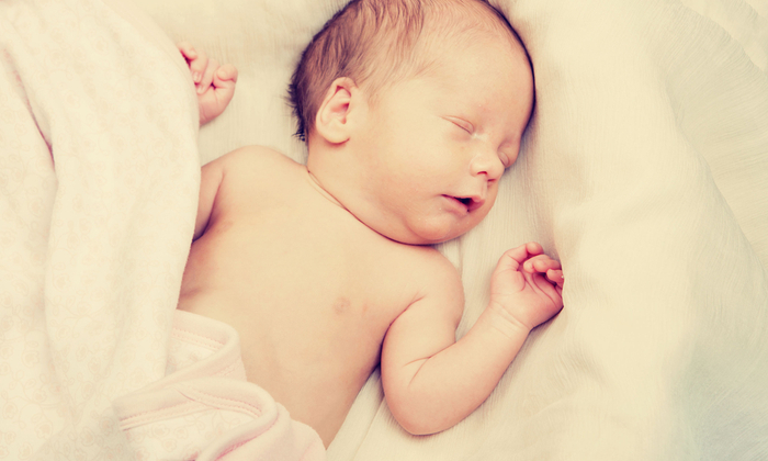 ตัวเหลือง หรือดีซ่านในทารกแรกเกิด อาการ สาเหตุ การรักษา