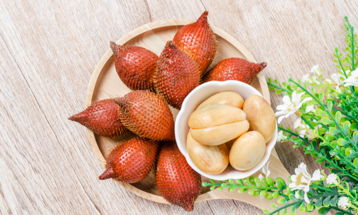 สละ ประโยชน์และข้อควรระวังในการบริโภค