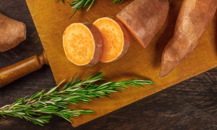 มันเทศ ประโยชน์ต่อสุขภาพ และข้อควรระวังในการบริโภค