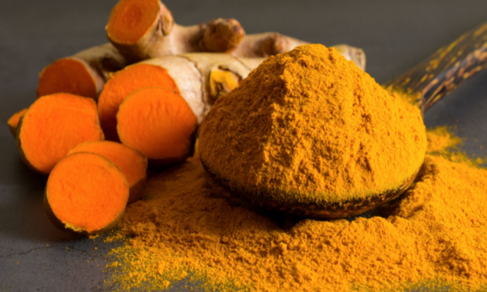 ขมิ้น ประโยชน์ และข้อควรระวังในการบริโภค