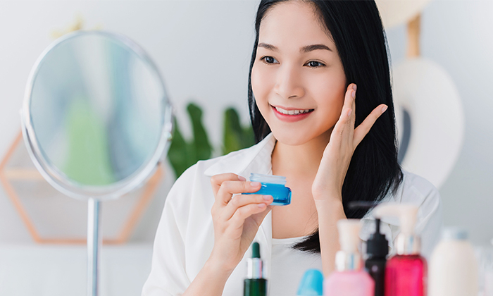 ริ้วรอยใต้ตา สาเหตุและการรักษา