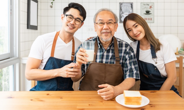 ‘HMB’ สารช่วยเสริมสร้างและชะลอการสลายของ กล้ามเนื้อ