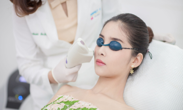 เลเซอร์หน้าใส ประโยชน์ และผลข้างเคียง