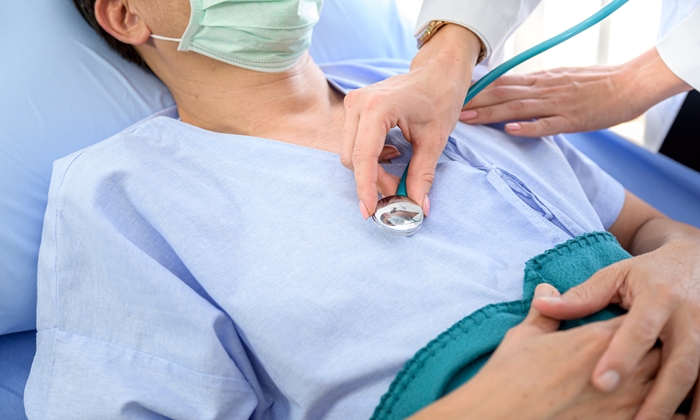 HHS คือ ภาวะโคม่าจากระดับน้ำตาลในเลือดสูง สาเหตุ อาการ วิธีรักษา