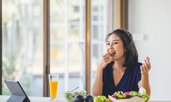 ประโยชน์ของวิตามิน มีอะไรบ้าง ช่วยส่งเสริมสุขภาพอย่างไร